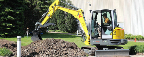 Excavator – Wacker Neuson ET42 Conventional Tail Excavator (4.2-Ton Class, Enclosed Cab) Powerhouse True Value