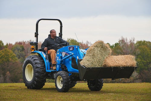 Tractor 40HP (7.4 Gal Diesel - 2100lbs Lift)