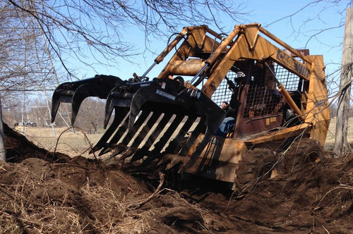 Track Loader Attachment – Severe Duty Root Grapple (66″ Heavy-Duty Grapple Bucket)