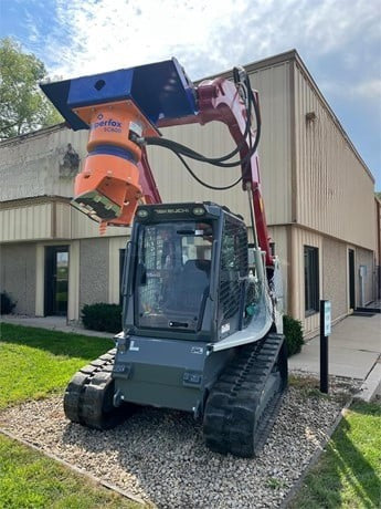 Skid Steer / Track Loader Attachment – Dipperfox SC600 Stump Crusher (Revolutionary Stump Removal)