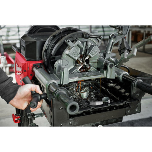 Milwaukee MX FUEL™ Pipe Threading Machine Rental Kit Powerhouse True Value