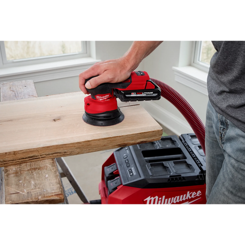 Milwaukee M18­ FUEL™ Random Orbital Sander Milwaukee