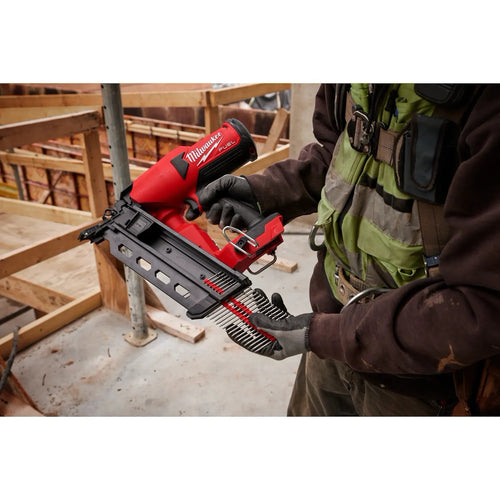 Milwaukee® Collated Duplex Nails Milwaukee