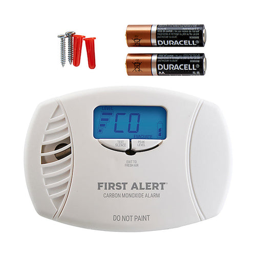 First Alert Plug-In Carbon Monoxide Alarm with Battery Backup & Digital Display First Alert