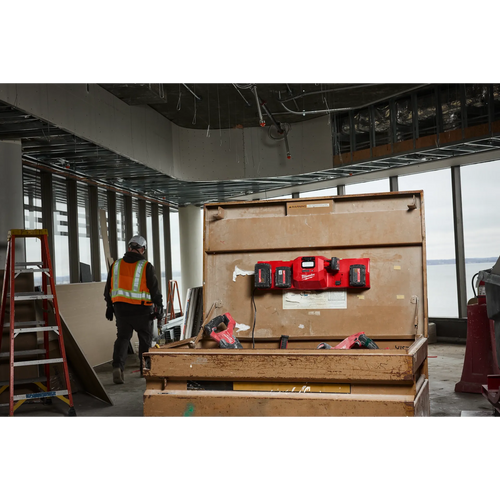 Milwaukee M18™ and M12™ Gangbox Rapid Charger Milwaukee